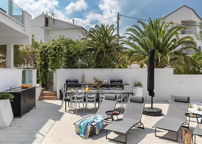 Apartment 5 Km From S Center