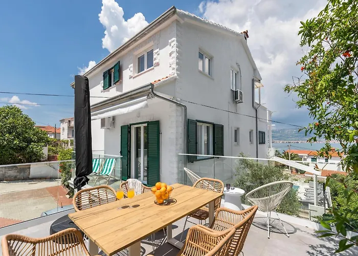 5 Km From S Center Apartment *