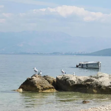 5 Km From S Center Apartamento Trogir